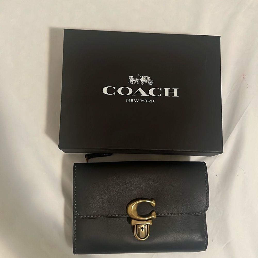 New Coach Bifold Wallet